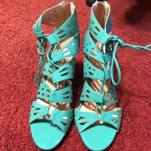 Teal heels